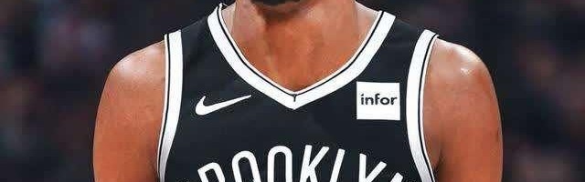 NBA-库里三分绝杀雷霆，勇士终结对手11连胜登顶西部引热议