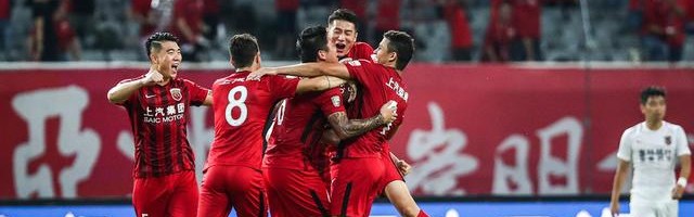  法甲黑马突围搅乱争冠格局  